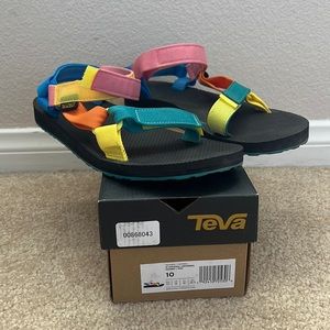 Teva Women’s Sandal Size 10